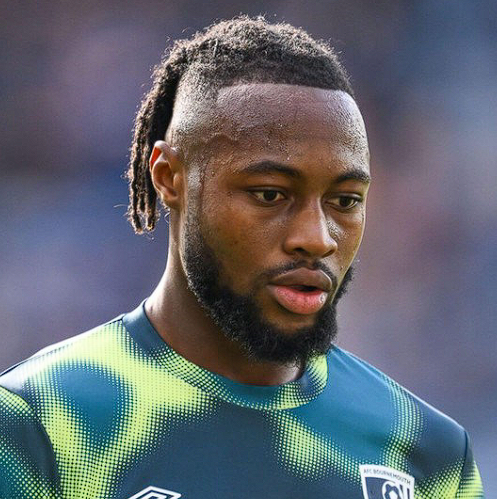 塞梅尼奥转会风波：对阵强敌出场意愿成焦点